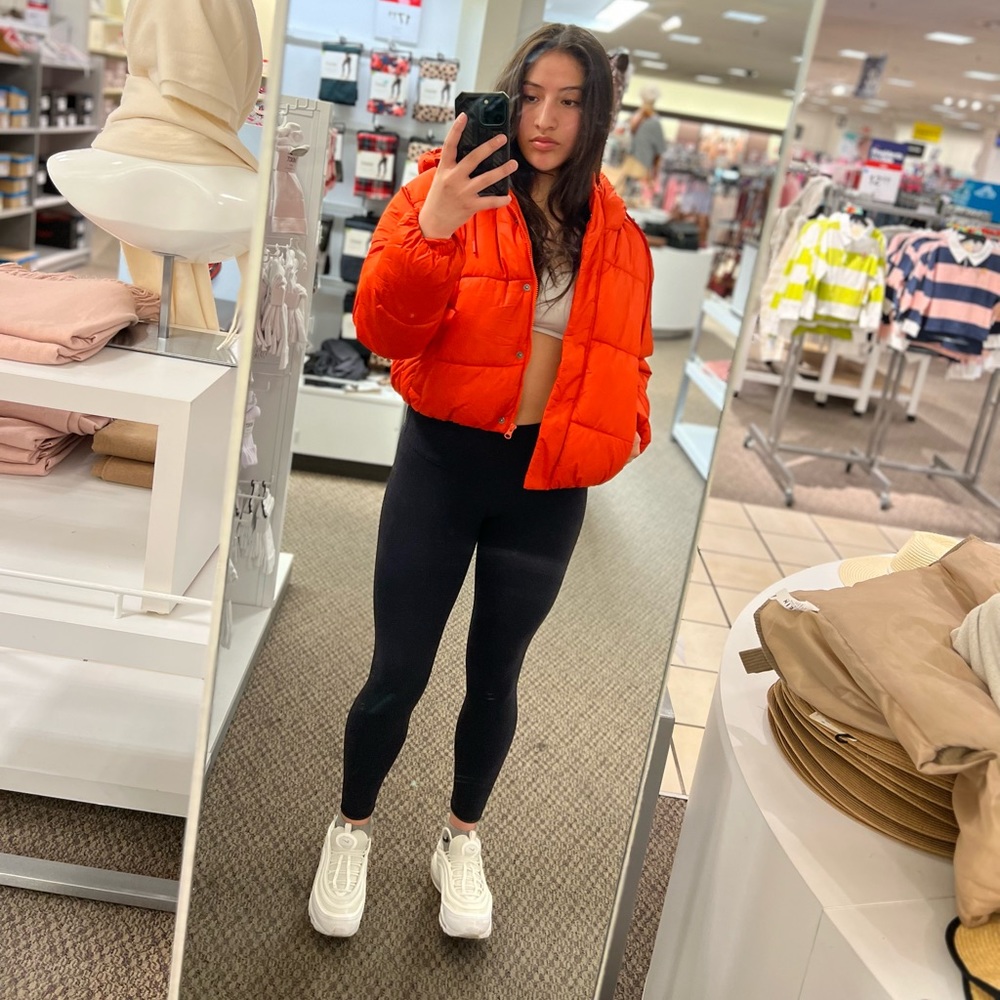 RED ARIZONA PUFFER JACKET! BRAND NEW. I have sizes large, extra large and medium